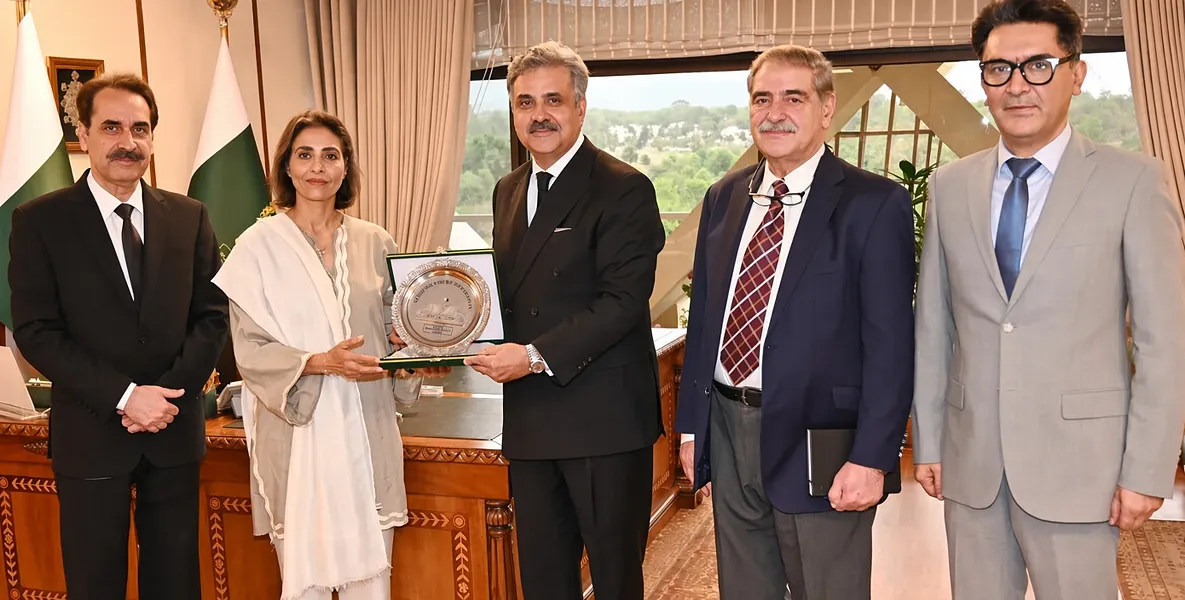 Federal Ombudsperson for Protection Against Harassment Ms. Fauzia Viqar Meets Chief Justice of Pakistan